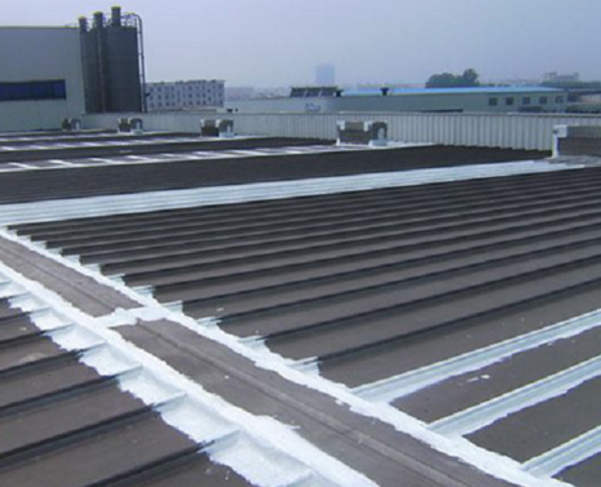 海珠彩钢瓦屋面漏水问题只有好的防水系统能够解决